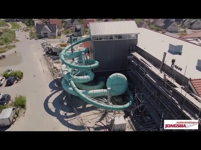 Dakwerk van Jongsma bij Roompot Bad Nieuw-Vliet, LMS tv